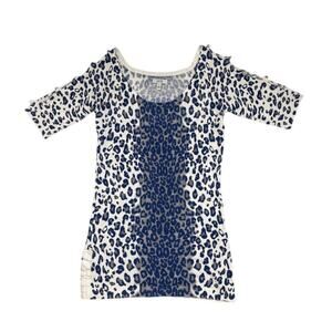 Cache Cold Shoulder Blue Leopard Print Short-Sleeve Tunic Sweater Top Size Small